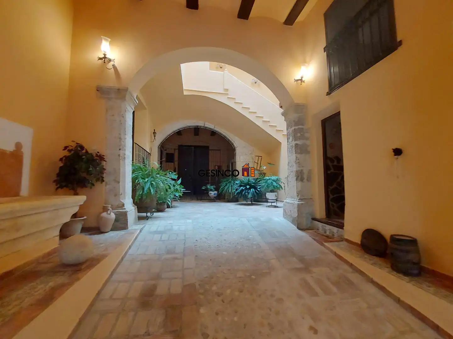 Casa amb terrassa en venda a Xàtiva, imagen 3