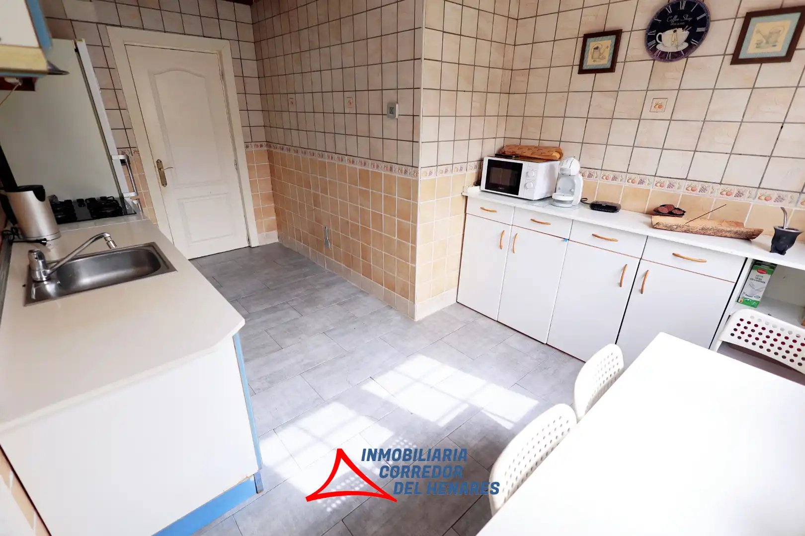 Cocina de Finca rústica en venta en Mejorada del Campo con Jardín privado y Piscina