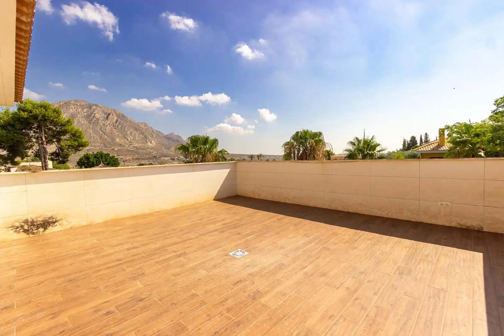Terrassa de Casa o xalet en venda en Alicante / Alacant amb Calefacció, Jardí privat i Terrassa