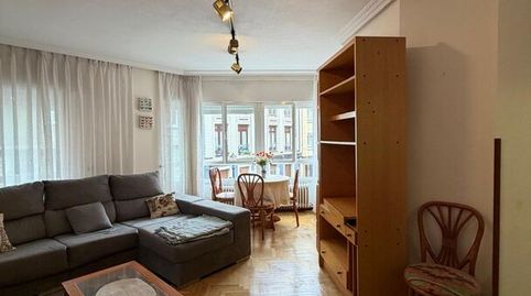 Foto 4 de Piso de alquiler en Calle Marqués de Casa Valdés, La Arena, Gijón