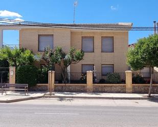 Exterior view of House or chalet for sale in La Almunia de Doña Godina   with Heating, Private garden and Terrace
