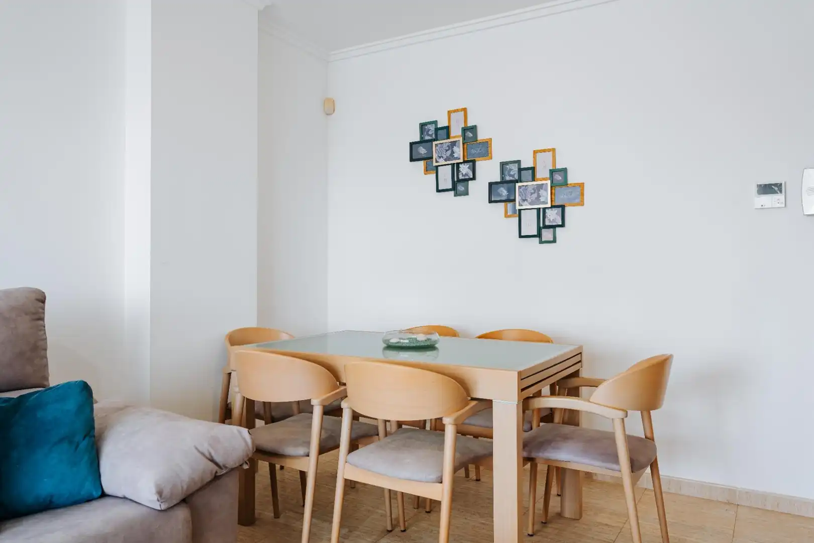 Menjador de Apartament de lloguer en Villajoyosa / La Vila Joiosa amb Aire condicionat, Calefacció i Jardí privat