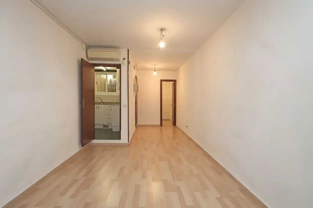 Planta baja en venta en  Barcelona Capital con Terraza