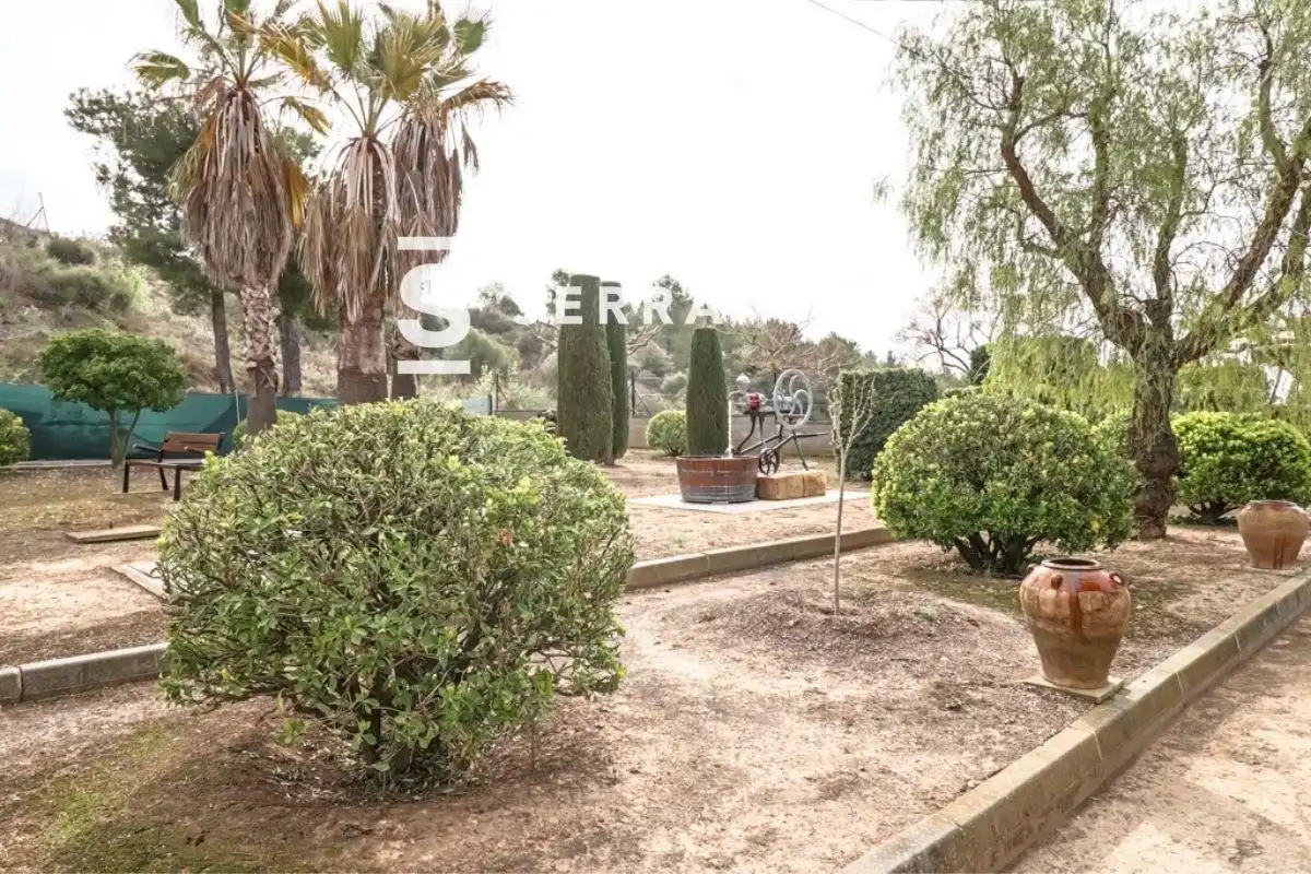 Jardí de Casa o xalet en venda en Font-rubí amb Jardí privat
