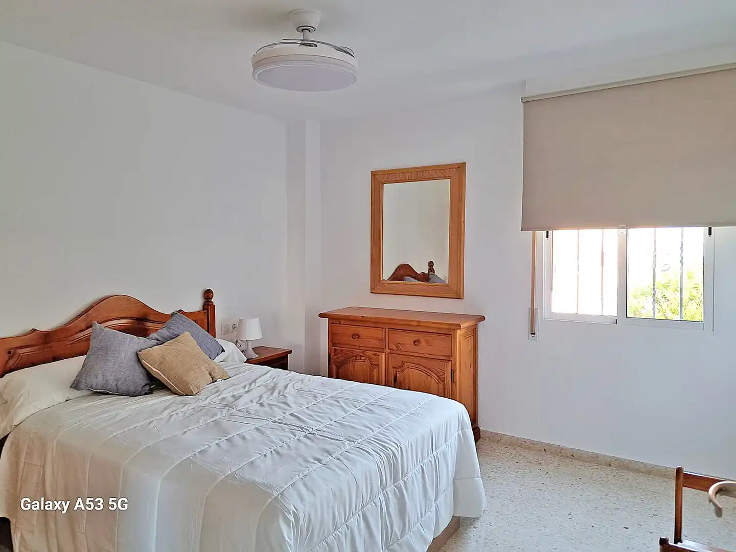 Dormitori de Pis de lloguer en Benalmádena amb Aire condicionat, Jardí privat i Terrassa