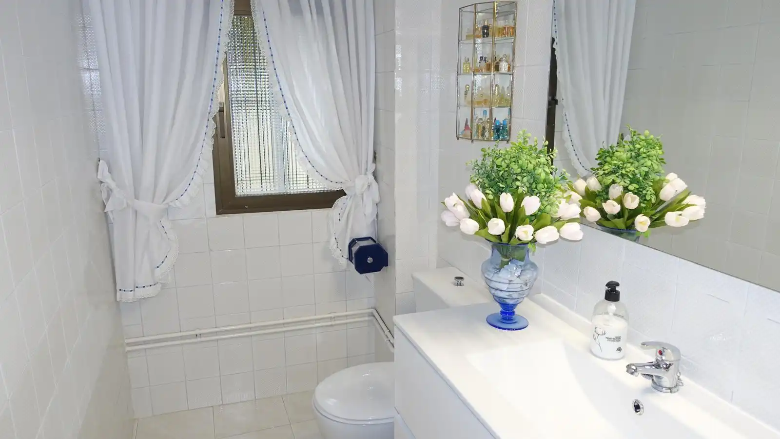 Baño de Casa o chalet en venta en Albolote con Aire acondicionado, Calefacción y Piscina