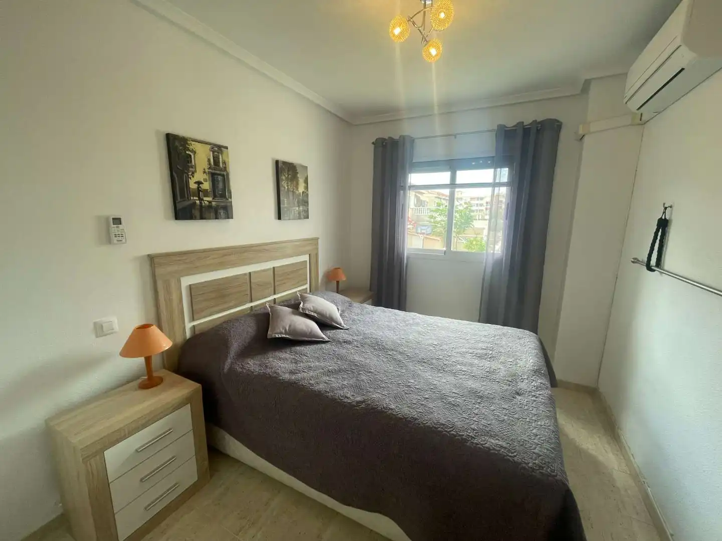 Habitación de Apartamento en venta en Orihuela con Aire acondicionado, Terraza y Piscina