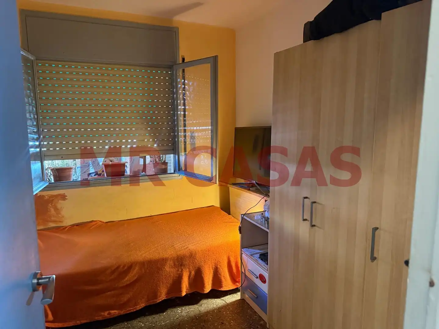 Bedroom of Flat for sale in Rubí  with Air Conditioner and Balcony