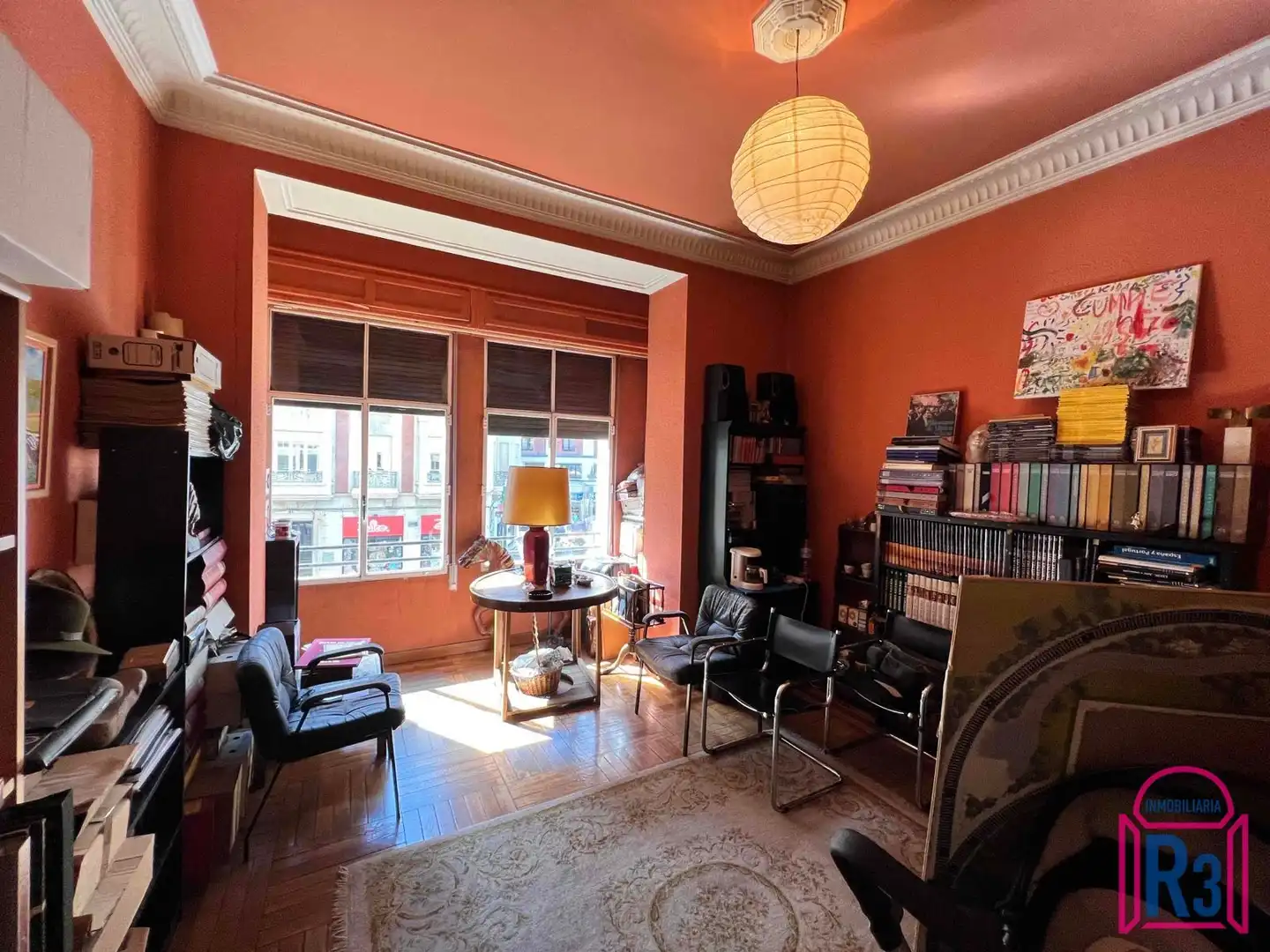 Sala de estar de Piso en venta en León Capital  con Calefacción y Trastero