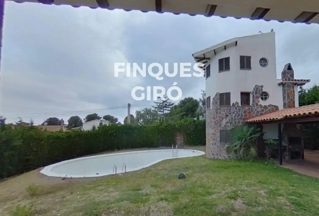 Casa o xalet en venda a PEP VENTURA, Els Masos - Els Garrofers