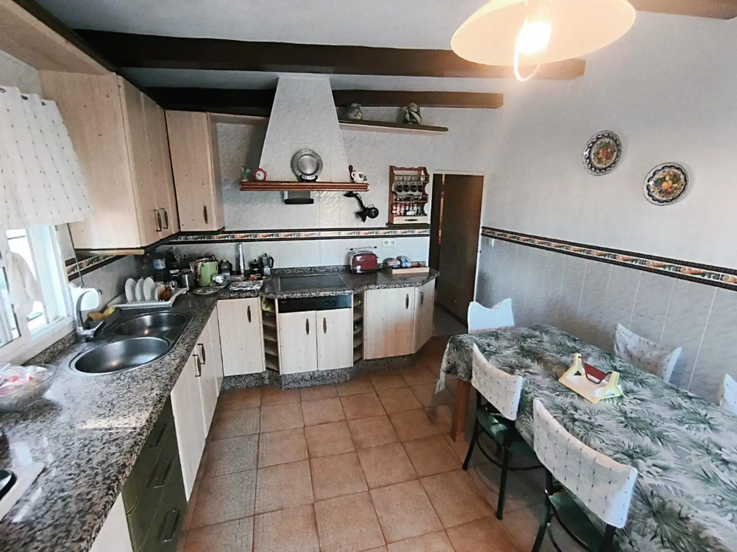 Cuina de Casa o xalet en venda en Corrales