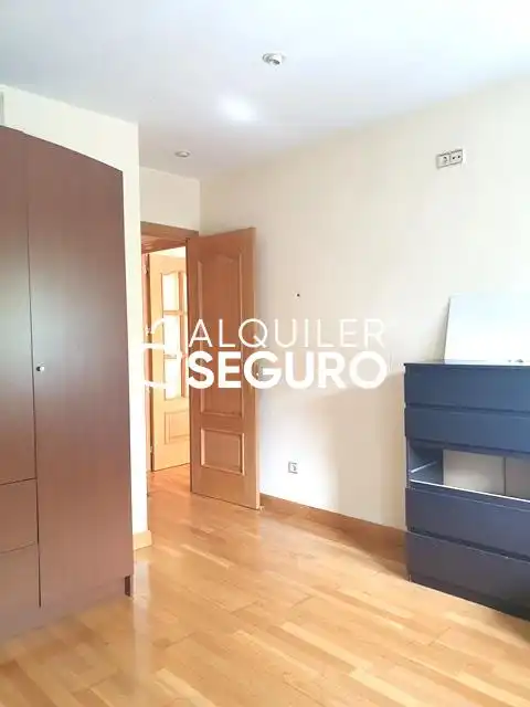 Schlafzimmer von Wohnung zur Miete in Getafe mit Klimaanlage, Heizung und Terrasse