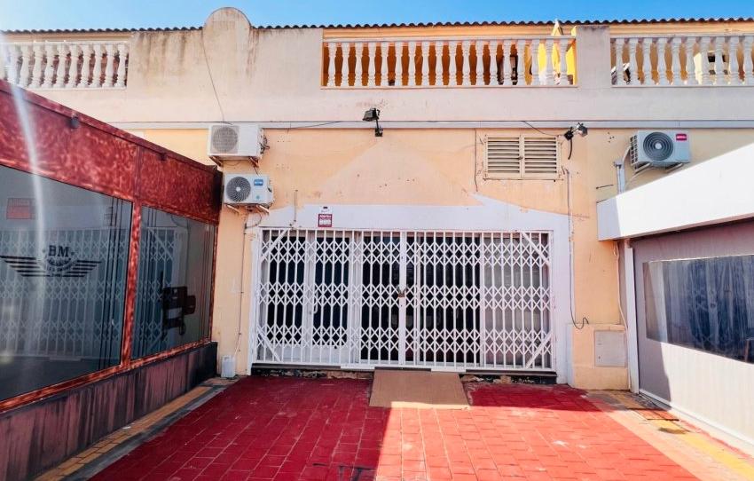 Photo 1 of Premises to rent in Calle las Golondrinas, Zona Carrefour - Urbanizaciones, Alicante
