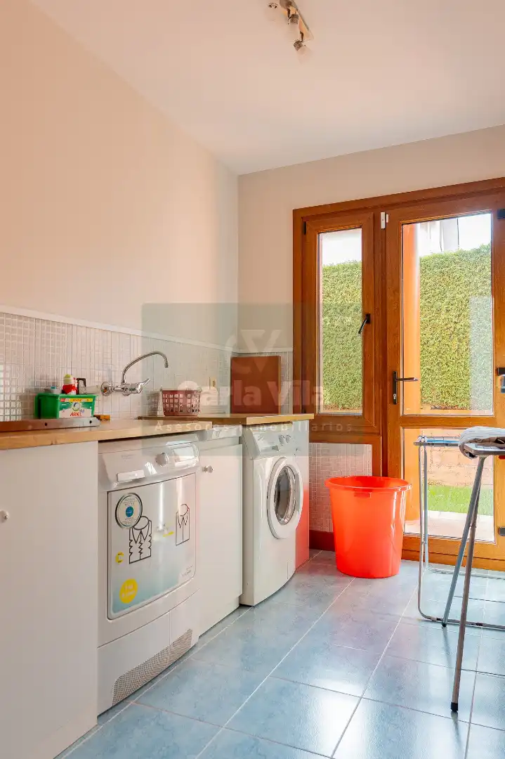 Cocina de Casa o chalet en venta en Lugo con Calefacción, Jardín privado y Parquet