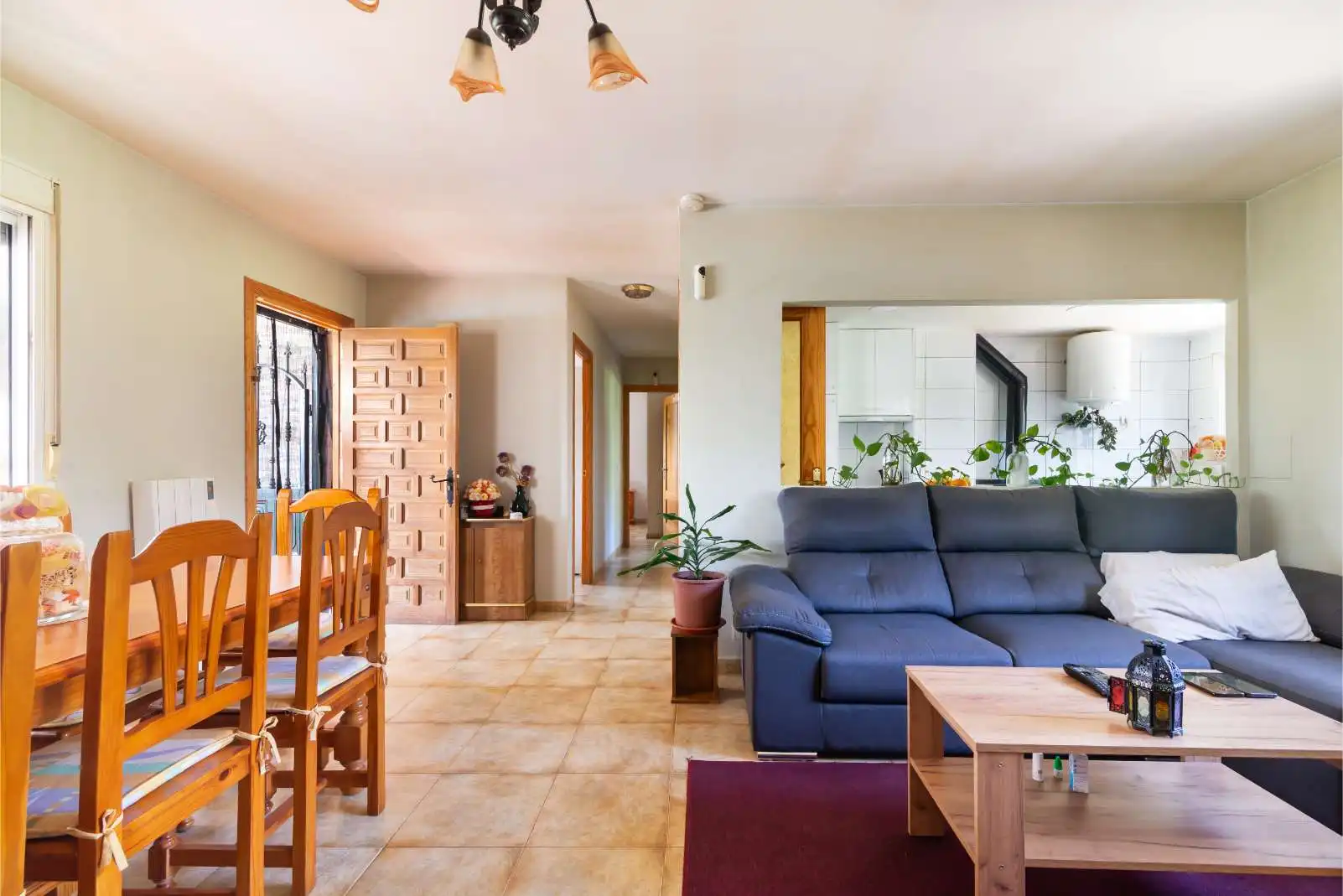 Living room of Houses for sale in San Martín de Valdeiglesias  with Air Conditioner, Heating and Private garden