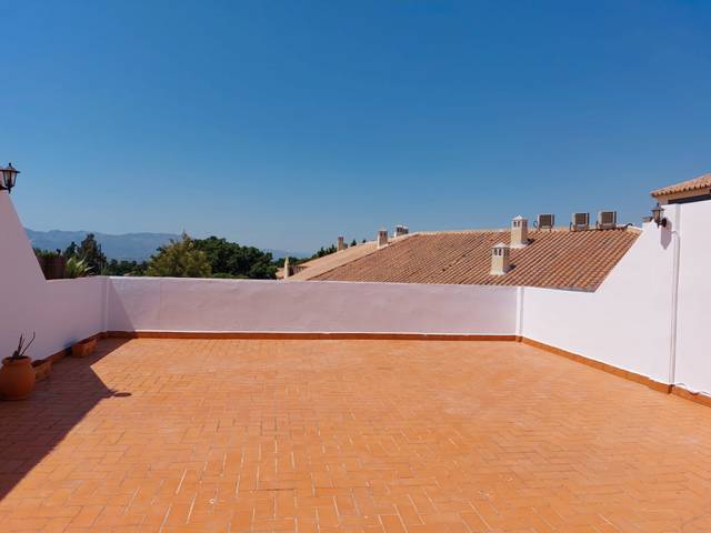 Piso en Alquiler en Calle Lope de Rueda en Los Almendros - El Limonero - El Tomillar