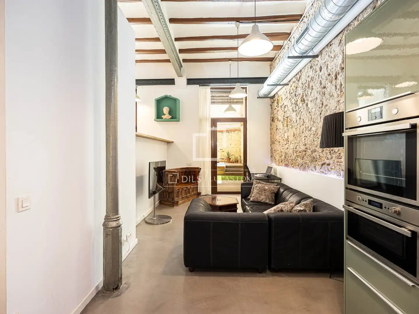 Wohnzimmer von Wohnung zum Verkauf in Barcelona mit Klimaanlage und Terrasse
