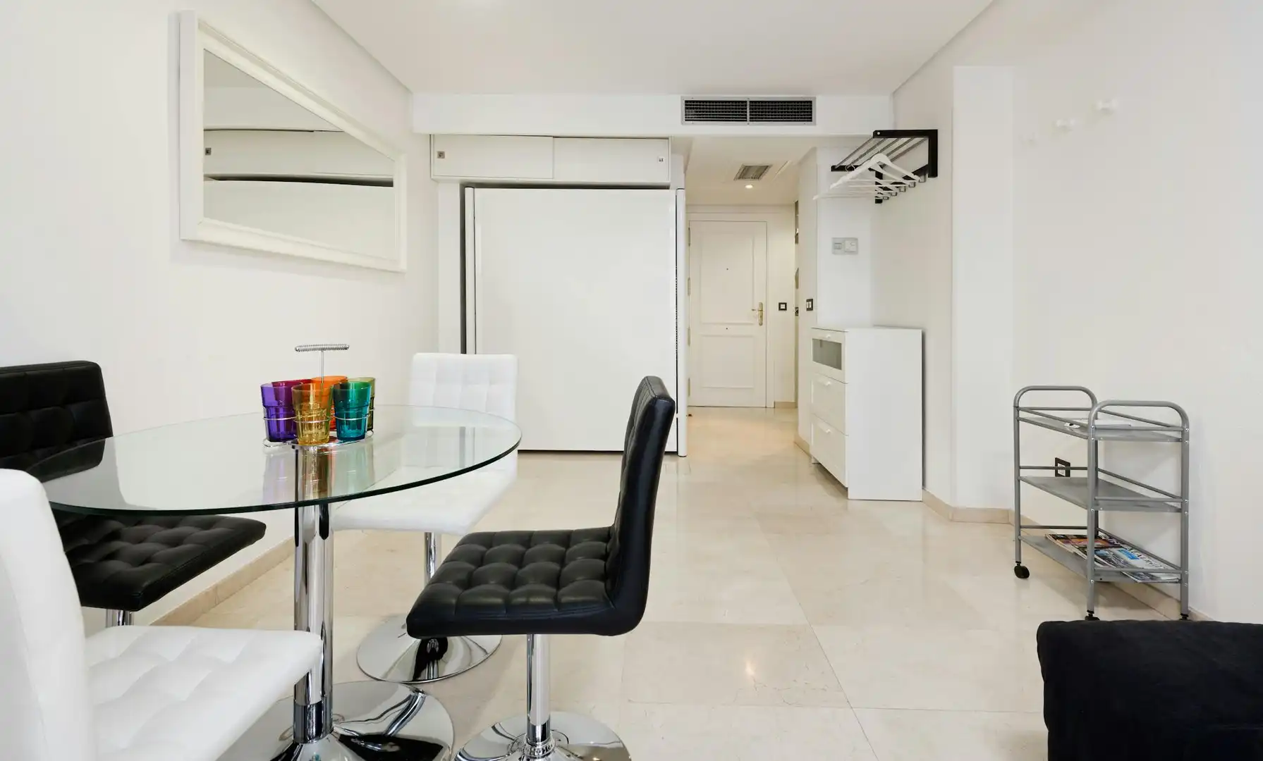 Comedor de Piso de alquiler en Madrid con Aire acondicionado, Calefacción y Jardín privado