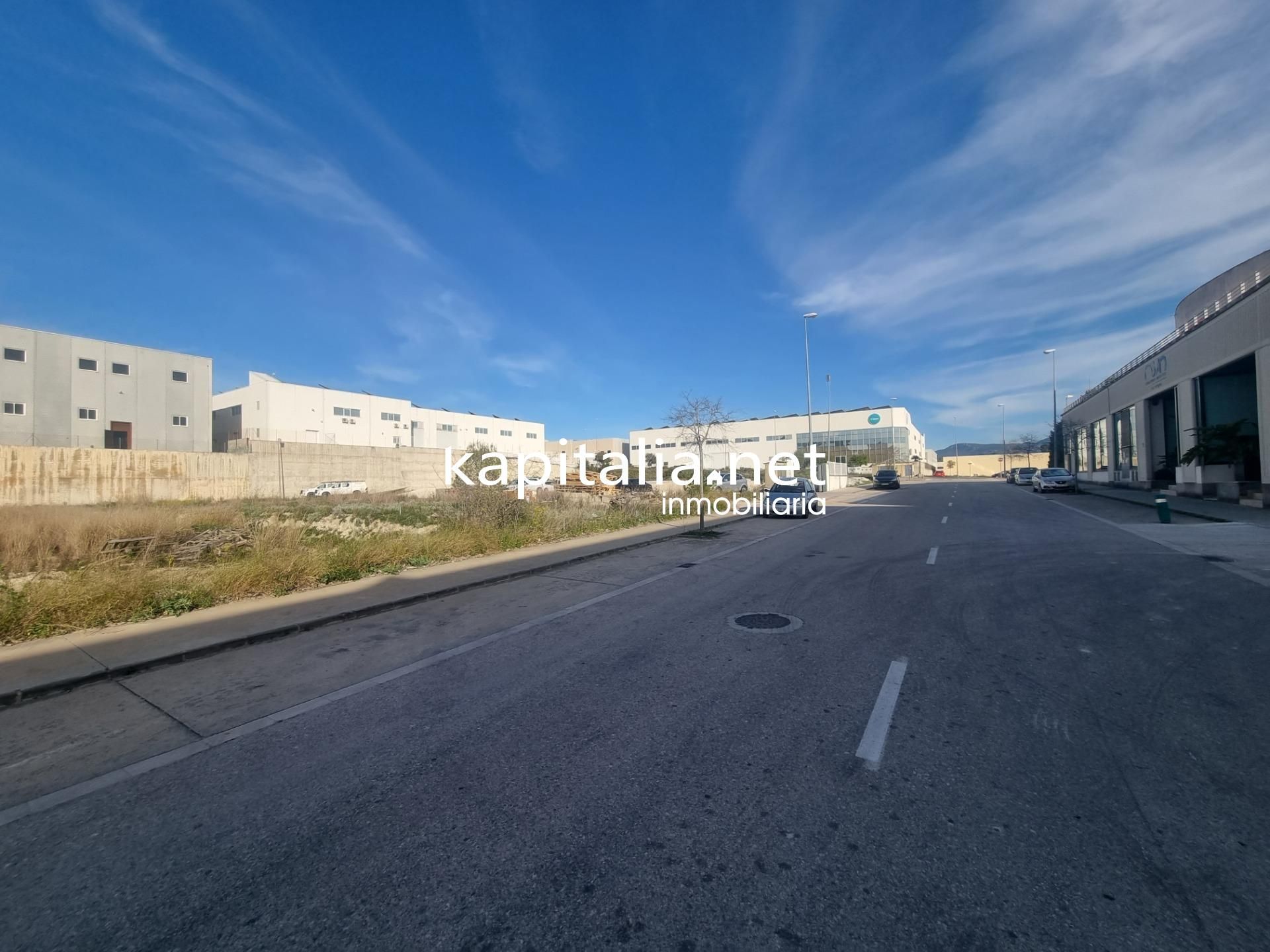 Terreny industrial en venda en Ontinyent