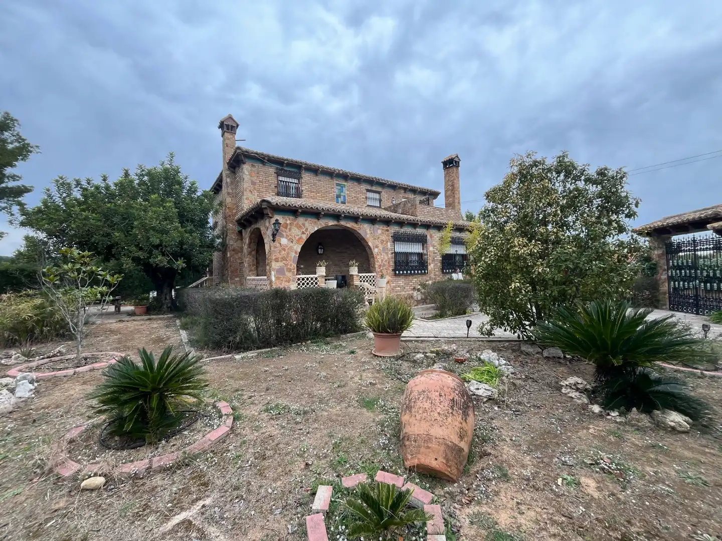 Vista exterior de Casa o chalet en venta en Macastre con Aire acondicionado, Jardín privado y Terraza