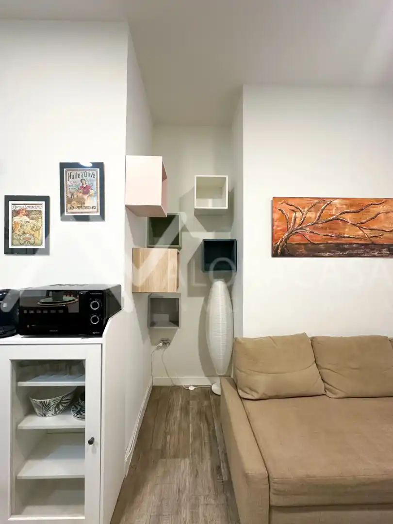 Sala d'estar de Estudi en venda en Málaga amb Moblat