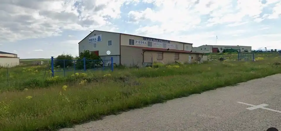 Industriegebäude zum Verkauf in A-601, imagen 2