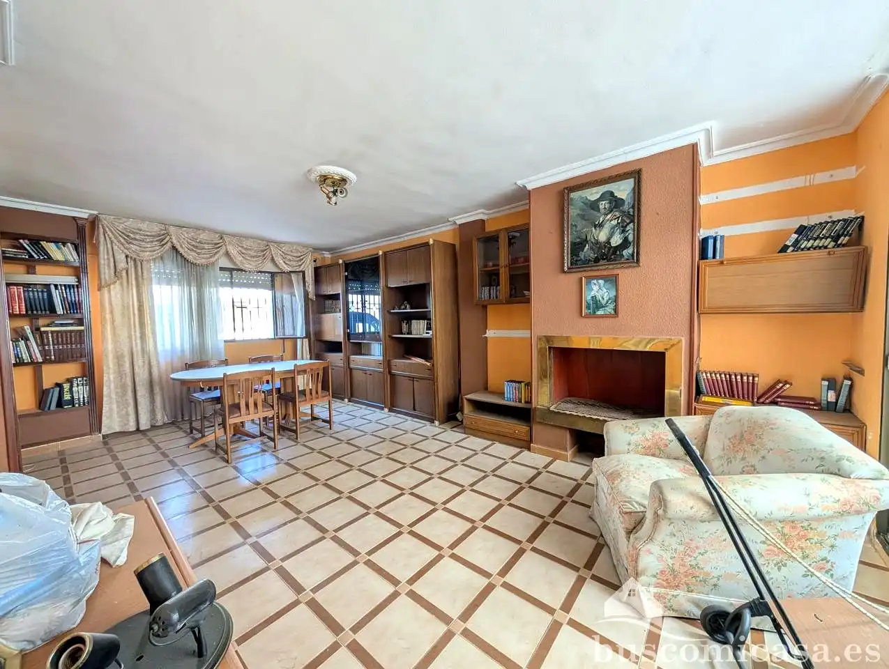Sala d'estar de Casa o xalet en venda en Linares amb Traster i Balcó