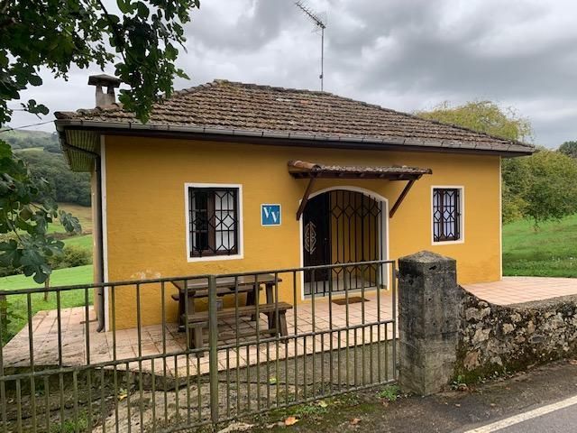 Exterior view of House or chalet for sale in Piloña  with Heating, Furnished and Washing machine