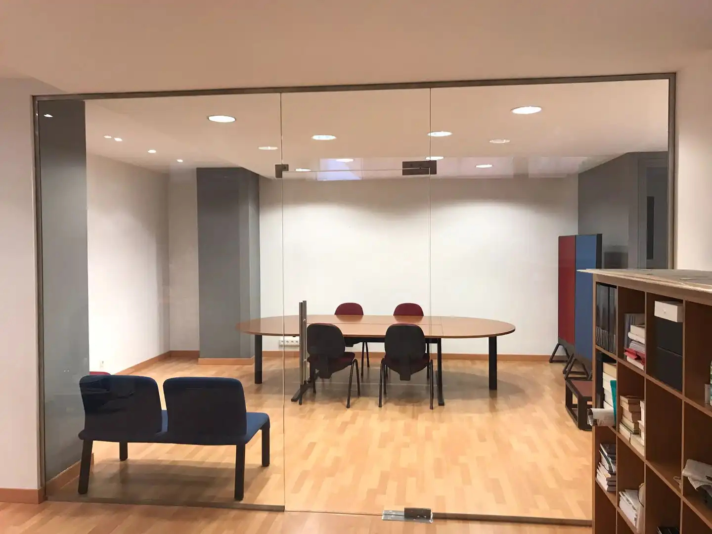 Local de alquiler en Zamora Capital  con Parquet y Amueblado
