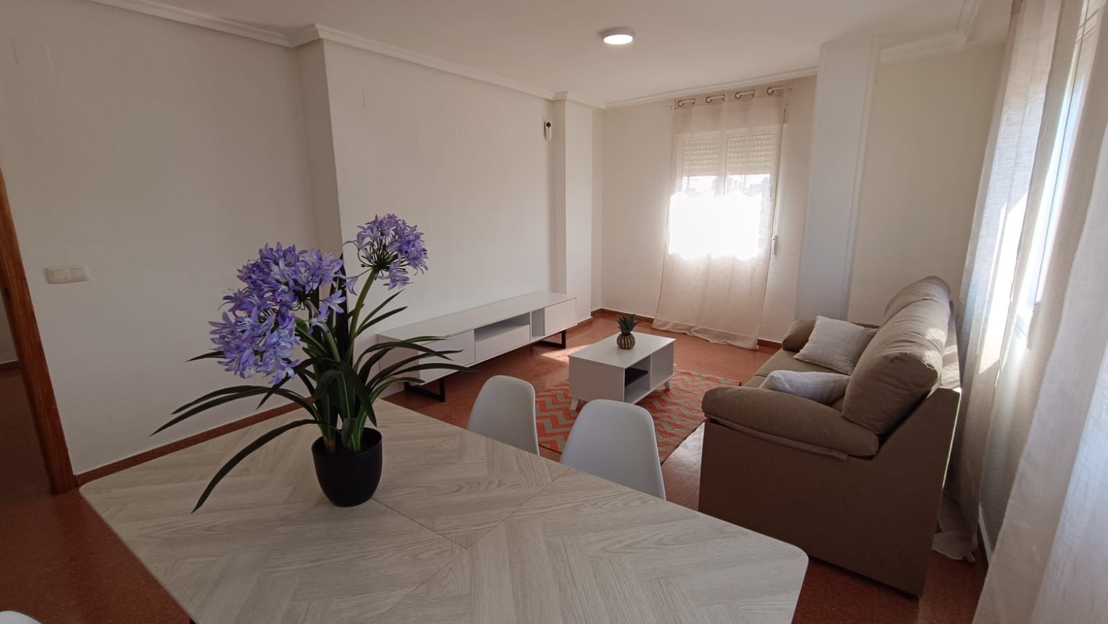 Sala d'estar de Apartament en venda en Alicante / Alacant amb Terrassa