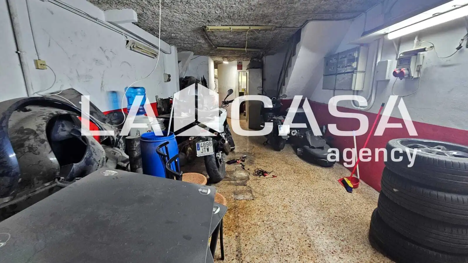Local comercial en venda a Carrer de Pablo Iglesias, imagen 6