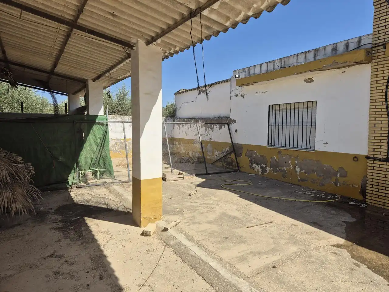 Casa rústica en venda a La Puebla del Río, imagen 5