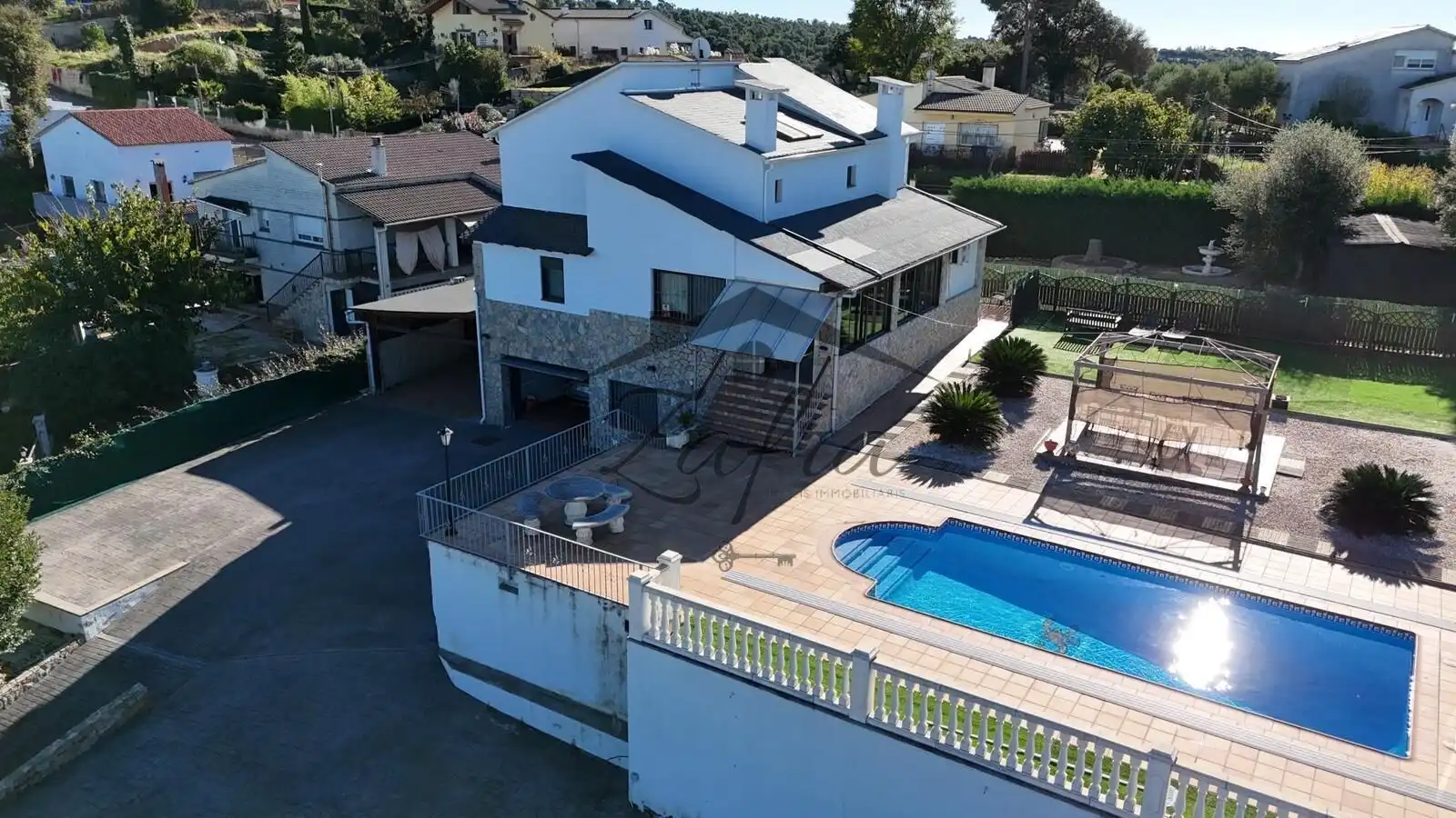 Haus mit Pool zum Verkauf in Carrer Carrer de Breda, 3