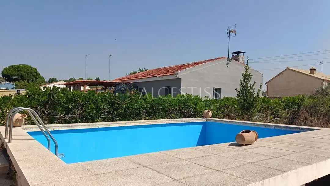 Piscina de Casa o xalet en venda en El Viso de San Juan amb Aire condicionat, Calefacció i Jardí privat