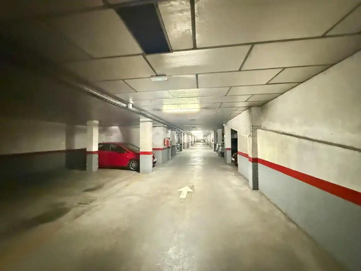 Parking of Flat for sale in Madrid  with Air Conditioner, Heating and Terrace