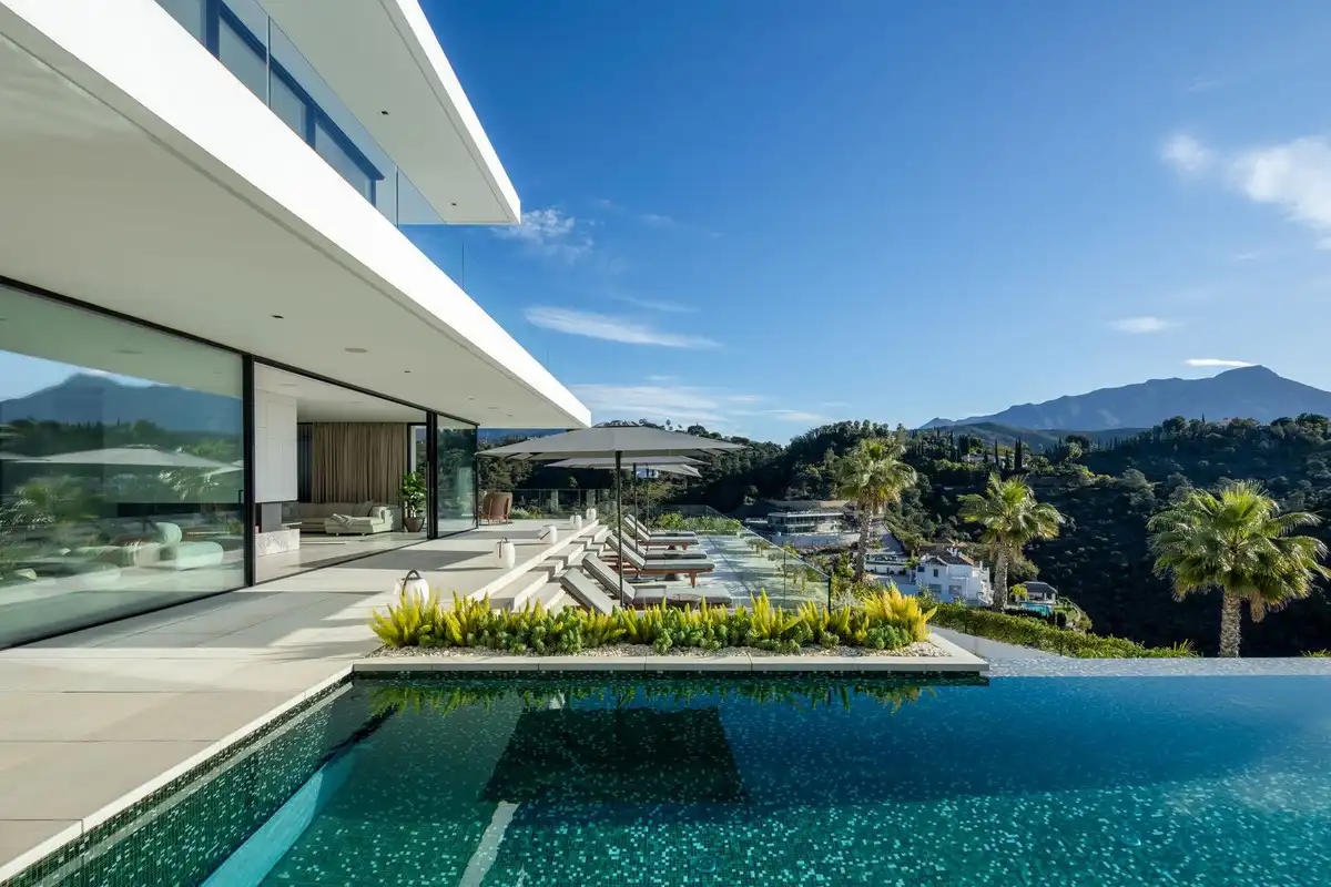 Villa con piscina in vendita a El Madroñal, imagen 2