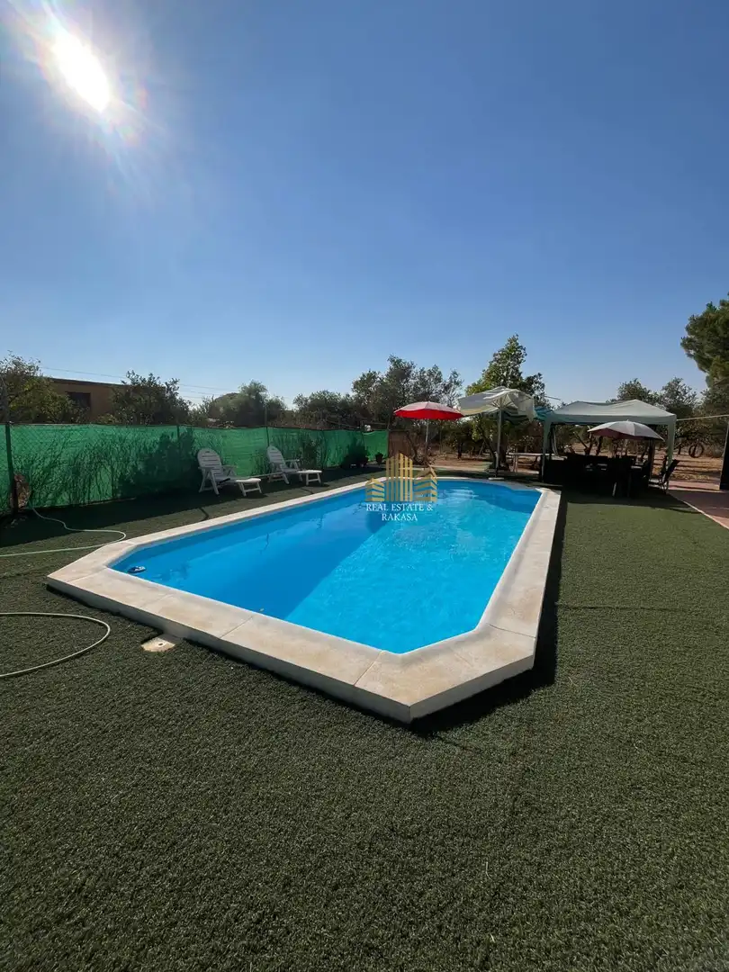 Piscina de Casa o xalet en venda en Alcalá de Guadaira amb Traster