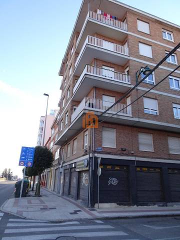 Oficina en Alquiler en Calle Isaac Peral en La Vega - La Sal