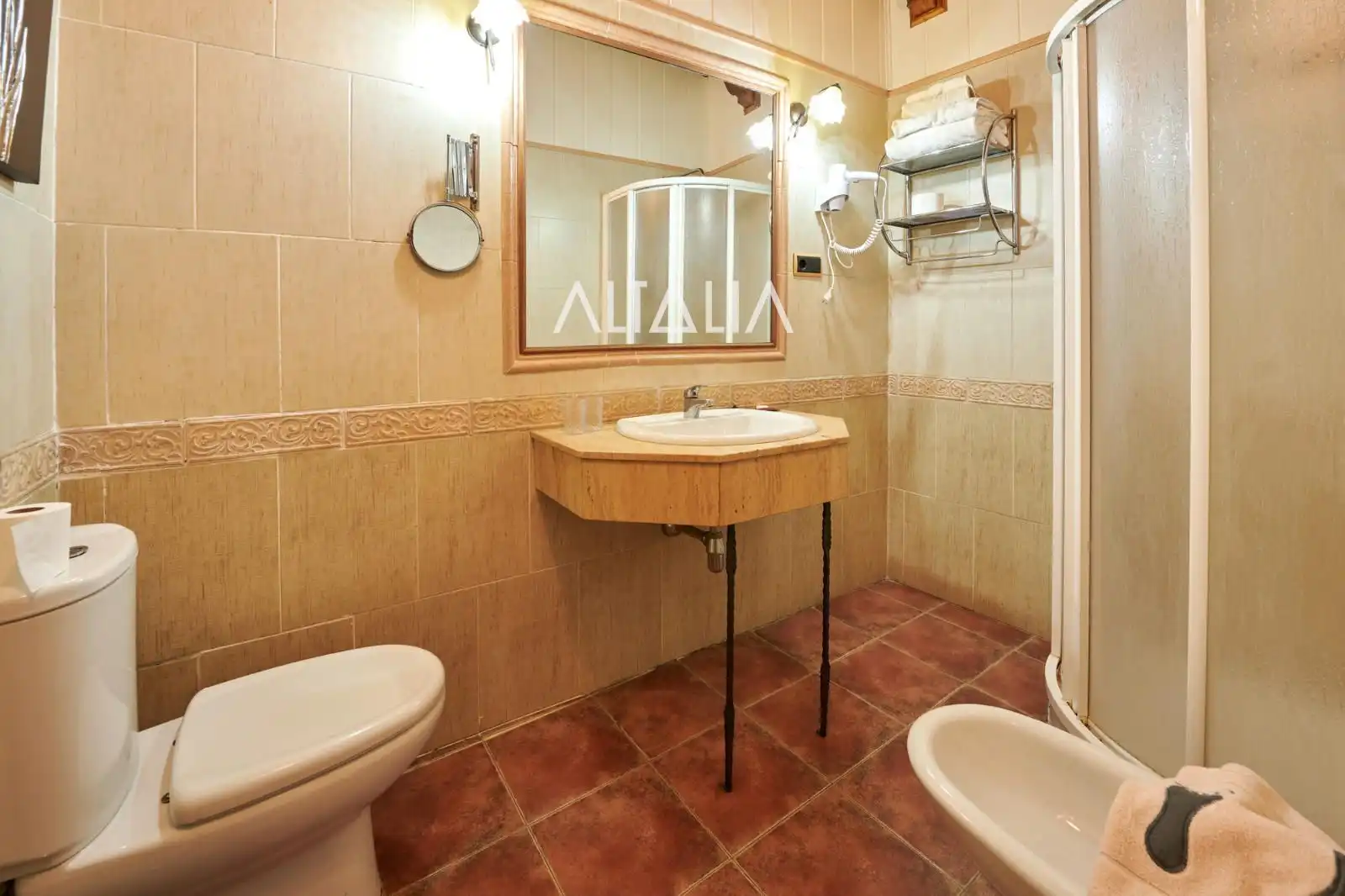 Bathroom of Buildings for sale in Las Majadas  