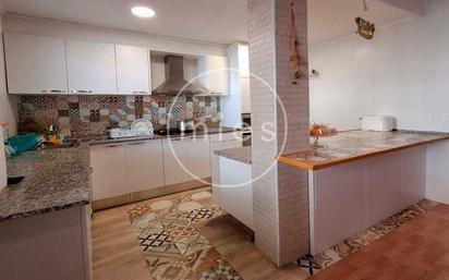 Kitchen of Single-family semi-detached for sale in Torrent  with Private garden, Terrace and Storage room