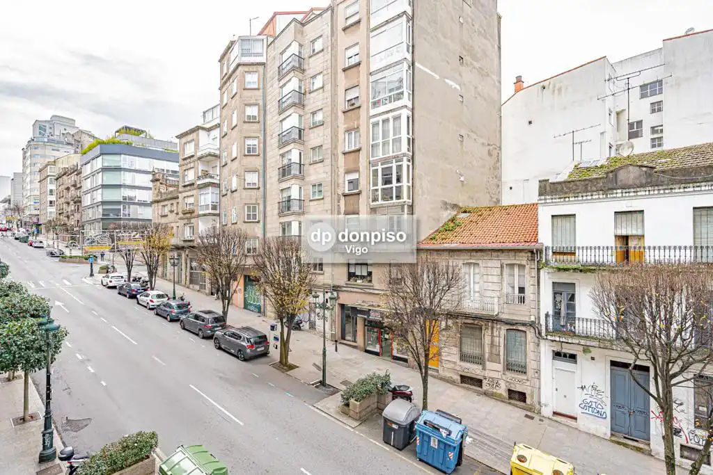 Apartamento en venta en Plaza España - Corte Inglés