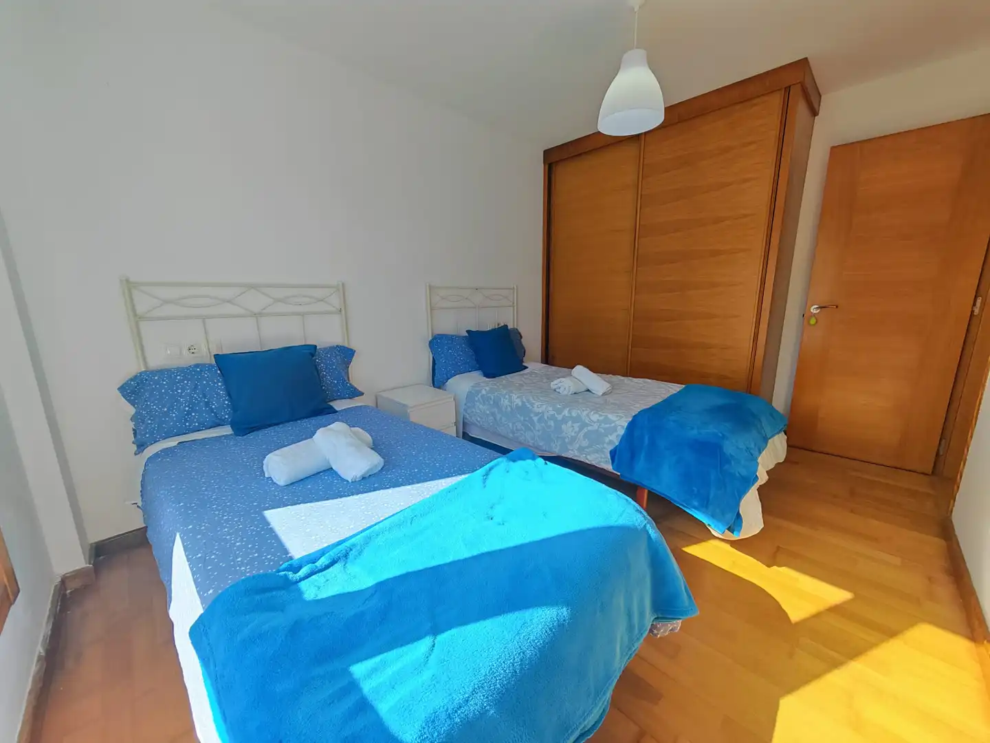 Dormitori de Apartament de lloguer en Fisterra amb Terrassa, Moblat i Forn