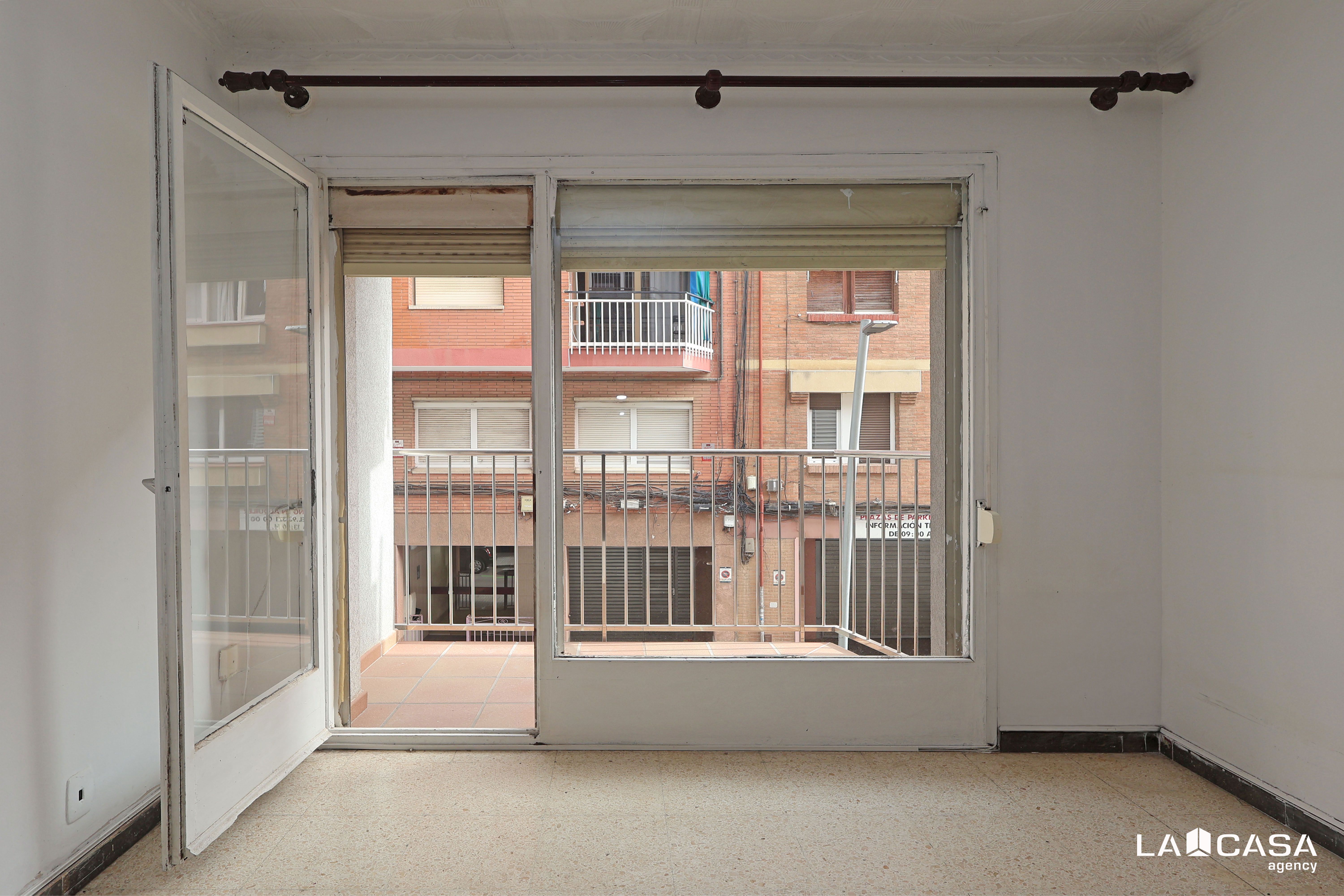 Schlafzimmer von Wohnung zum Verkauf in Esplugues de Llobregat