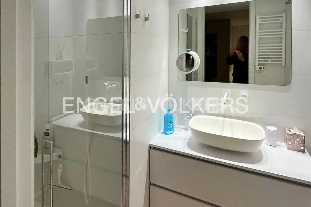 Baño de Piso en venta en Valencia con Aire acondicionado, Calefacción y Amueblado