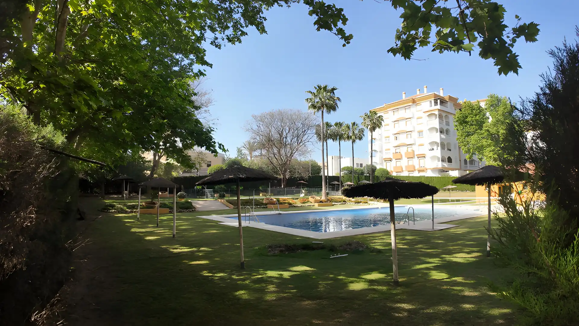Apartament amb piscina en venda a San Pedro de Alcántara, imagen 36