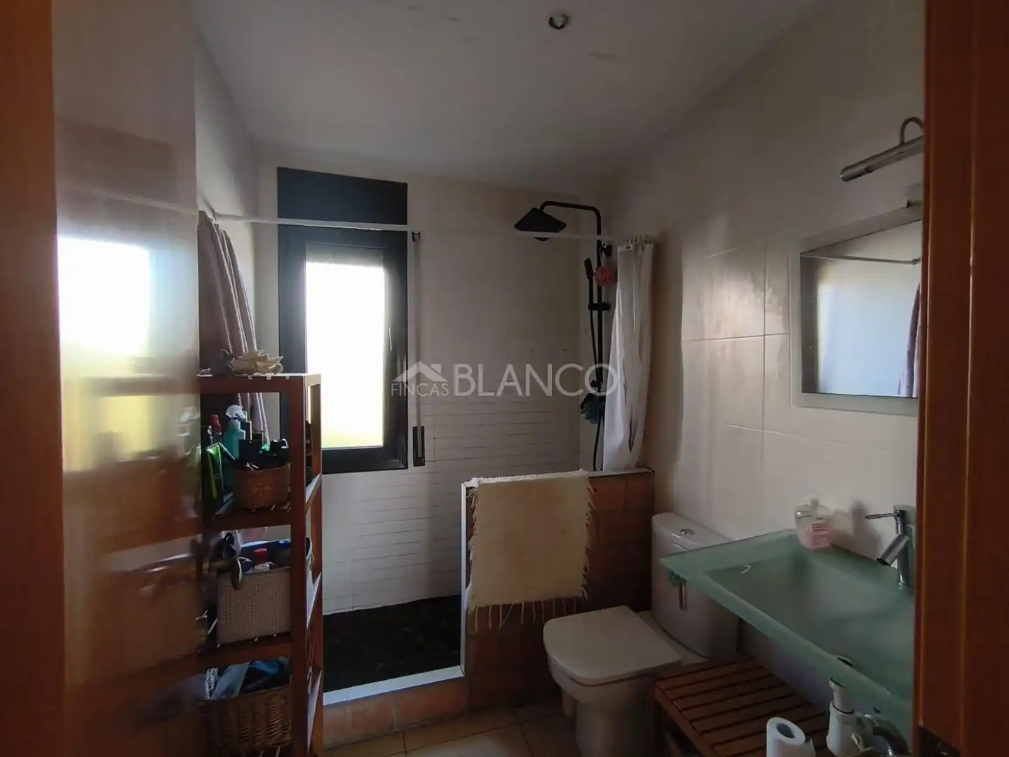Bathroom of Houses for sale in Piera  with Heating and Swimming Pool