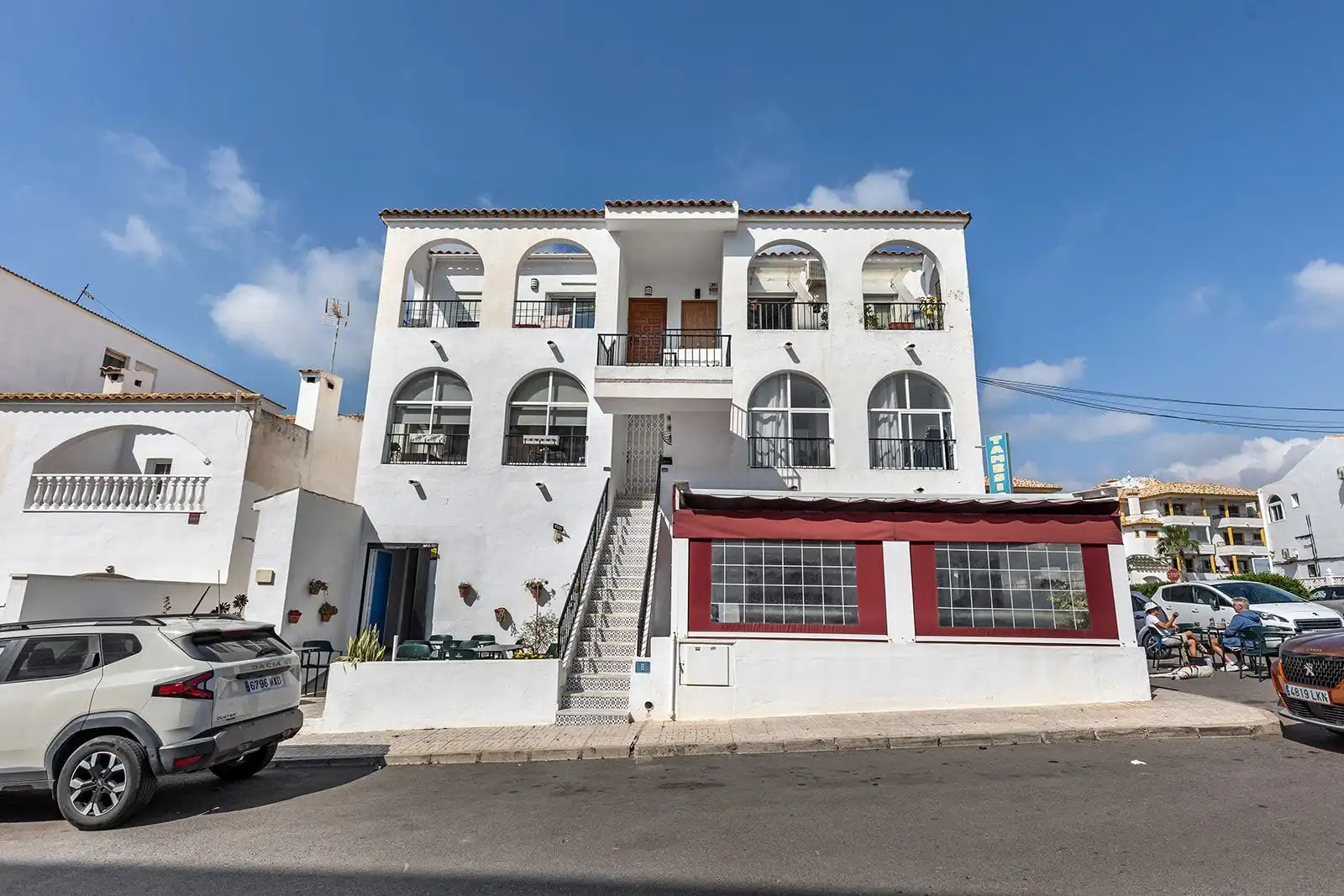 Vista exterior de Àtic en venda en Orihuela amb Aire condicionat i Terrassa