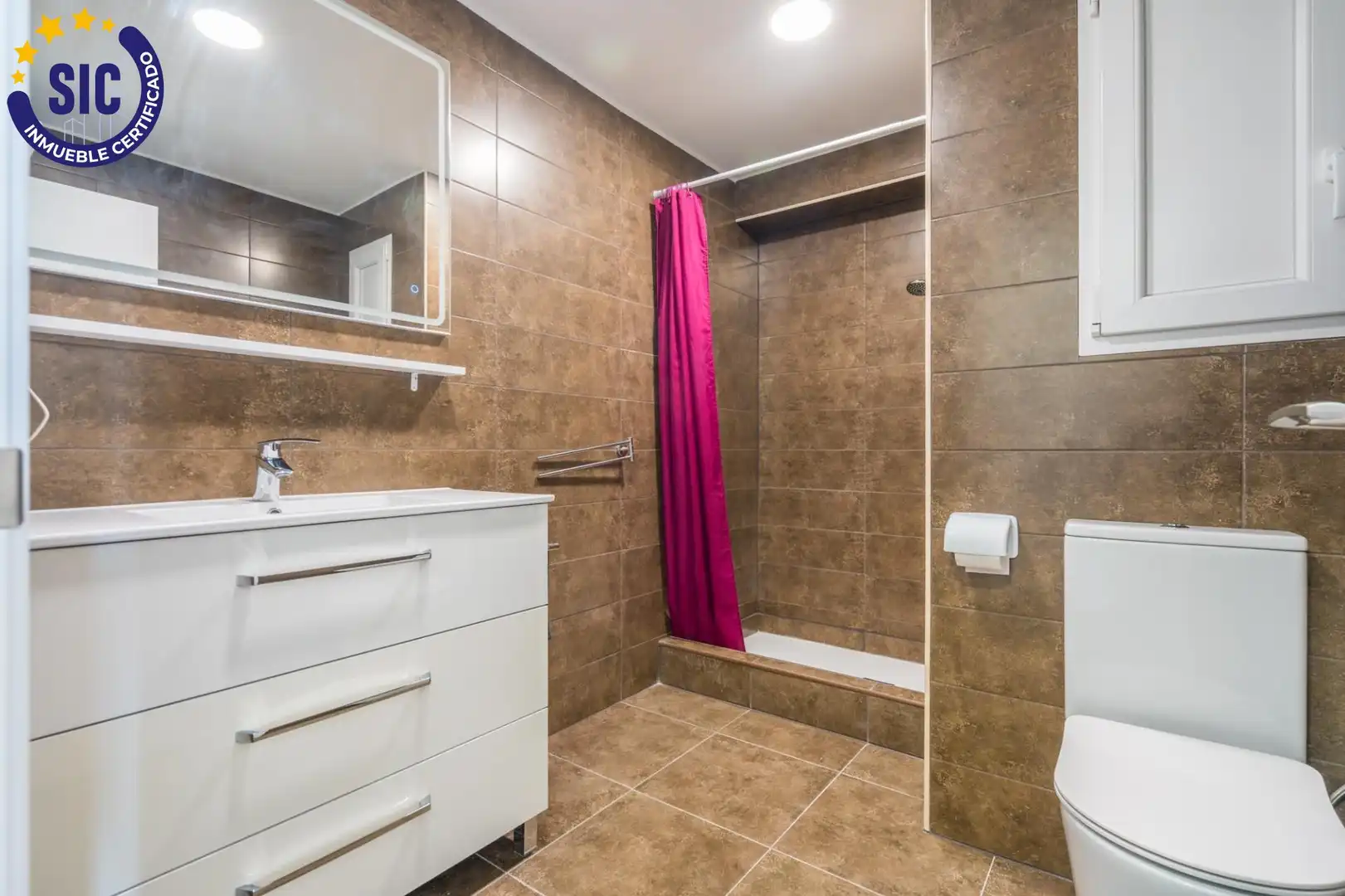Badezimmer von Wohnung zum Verkauf in Valencia mit Klimaanlage, Heizung und Terrasse