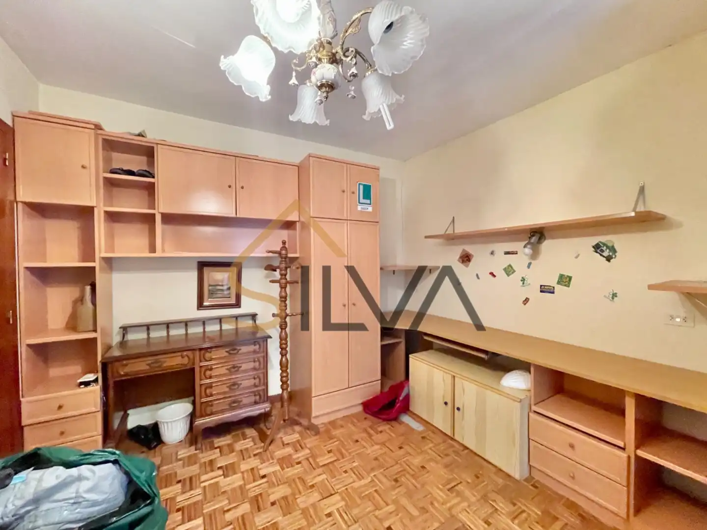 Sala de estar de Piso en venta en Lugo con Calefacción, Parquet y Internet
