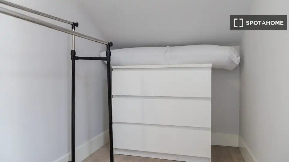 Zimmer in Guindalera